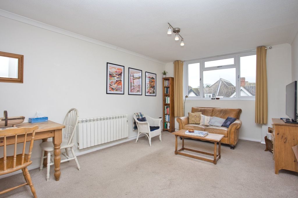 Property photo 2 of 9 Picture 2