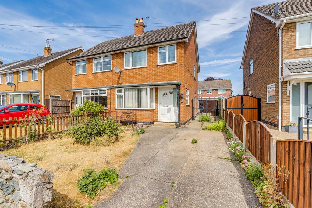 Property photo 1 of 16