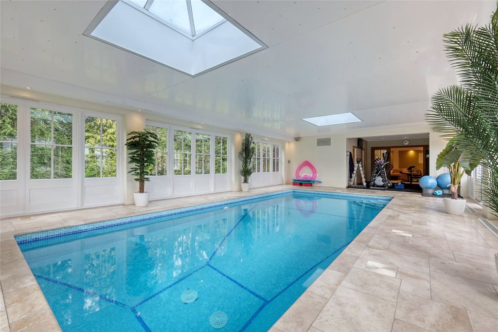 Property photo 2 of 22 Pool Room