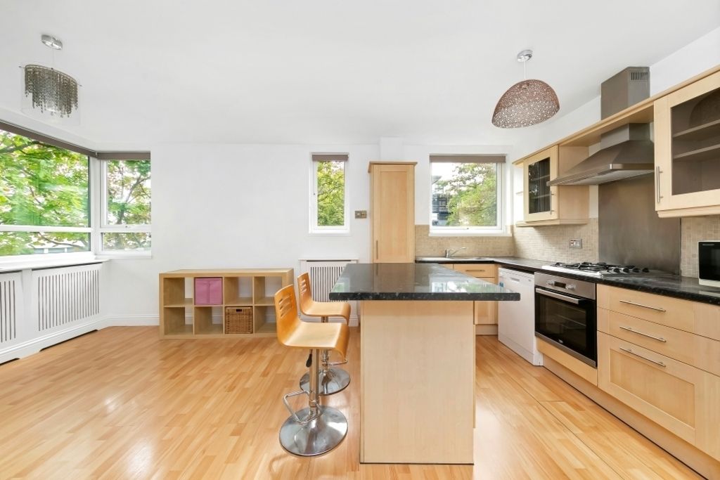 Property photo 2 of 8