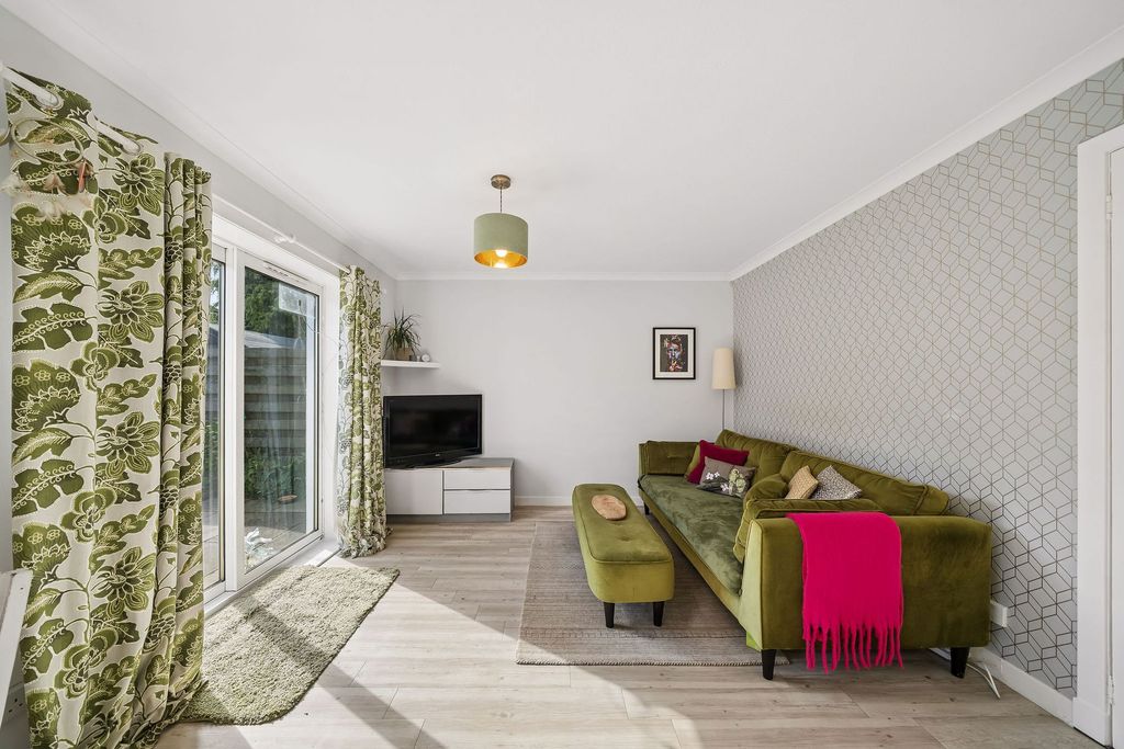 Additional image 5 of 2 bed flat for saleOrmiston Drive, East Calder EH53