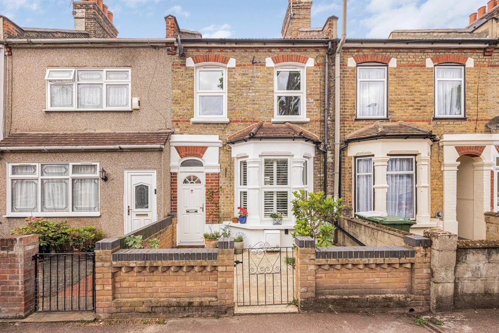 Property photo 1 of 23