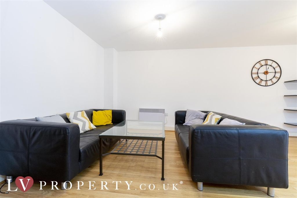 Property photo 2 of 7 N1.Jpg