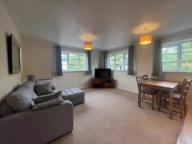Property photo 3 of 7 3