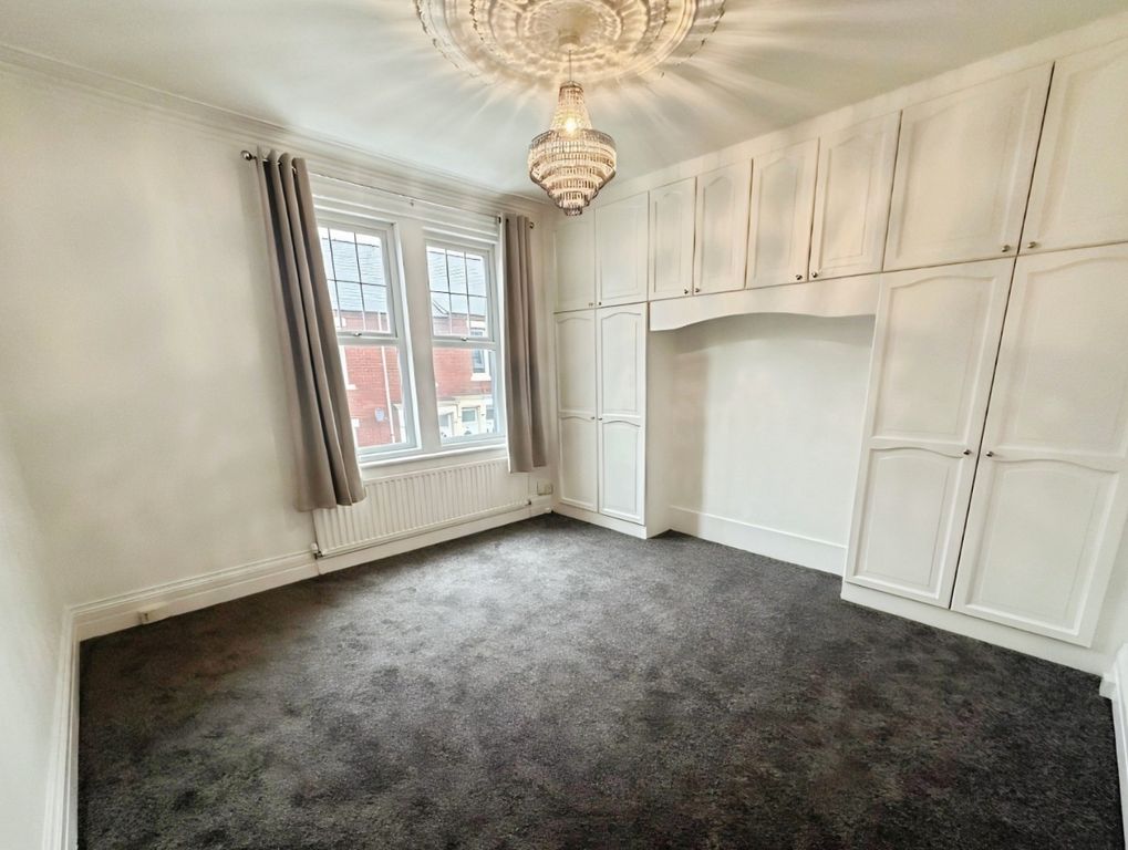 Property photo 1 of 12 5374720