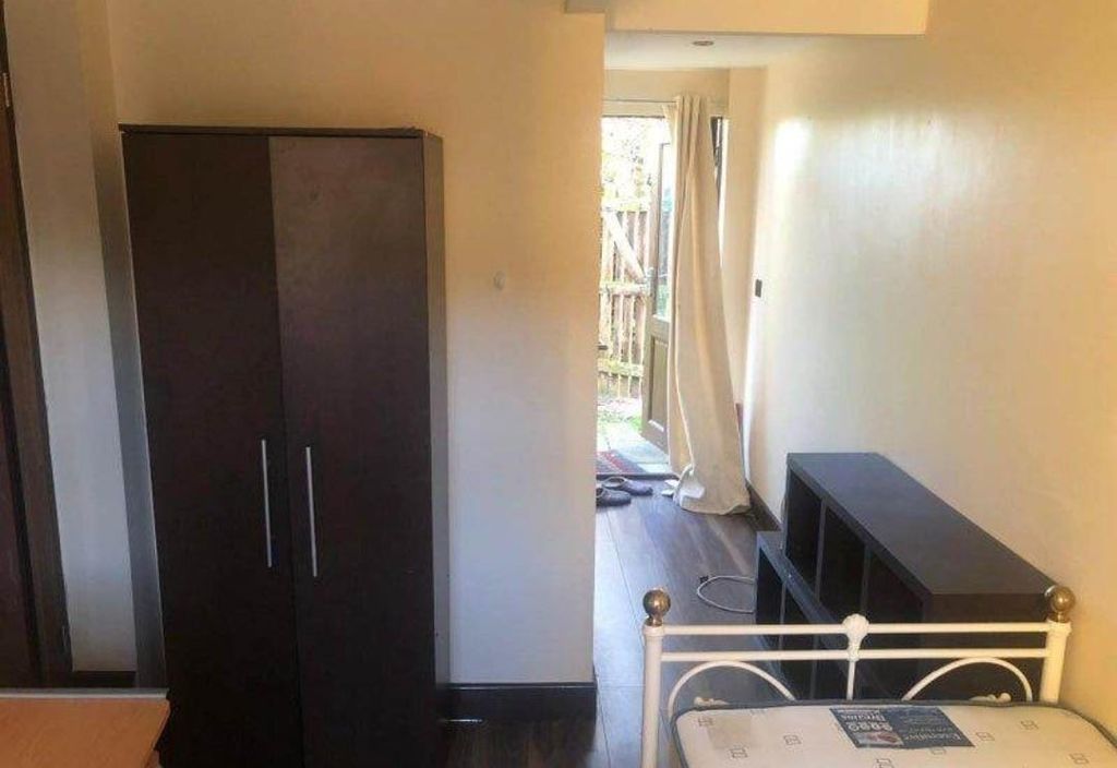 Property photo 2 of 4