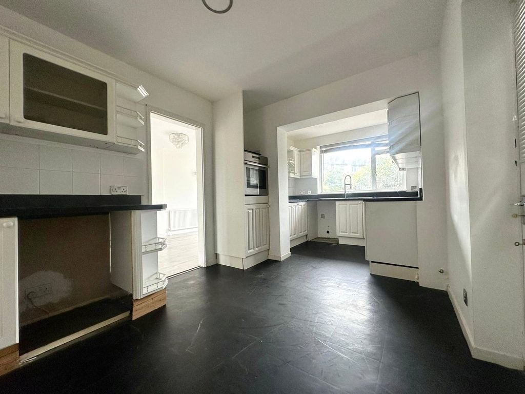 Property photo 3 of 14 Picture No. 36