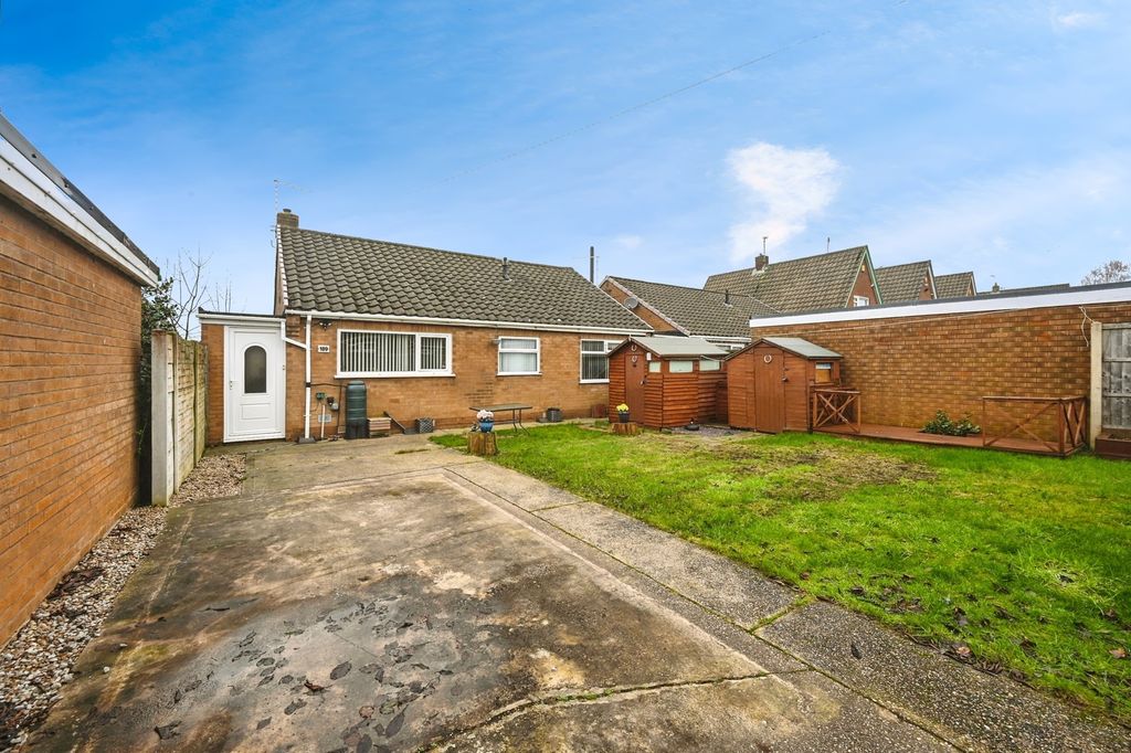 Property photo 2 of 15 Garden