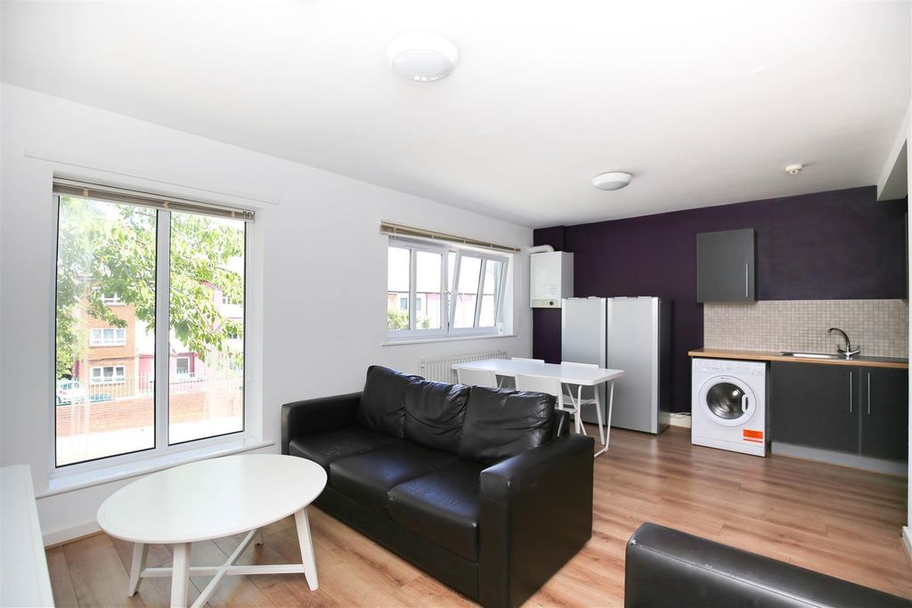 Property photo 3 of 12 l_Wiwiruox4Lj-Iuxnxecfh_Euo.Jpg
