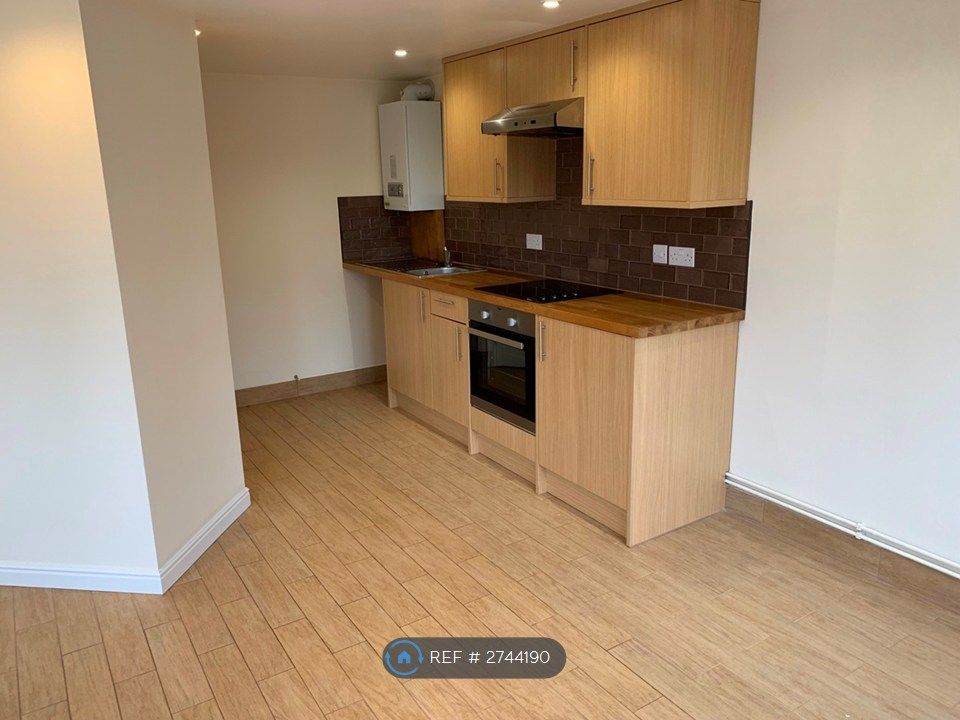 Property photo 2 of 6