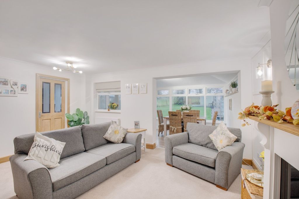 Property photo 3 of 24 Picture No. 08