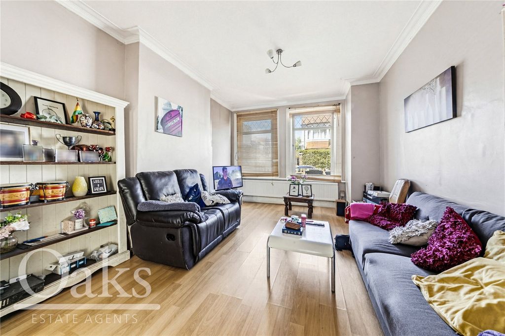 Property photo 2 of 12 Picture No. 04