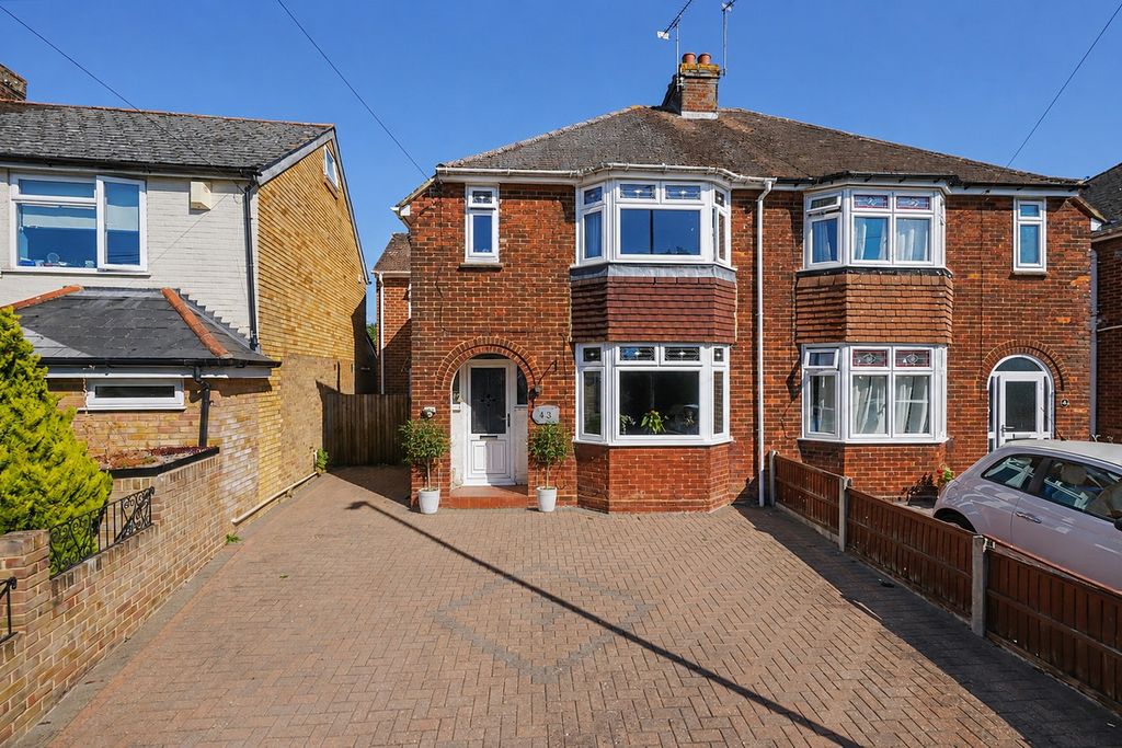 Property photo 1 of 15