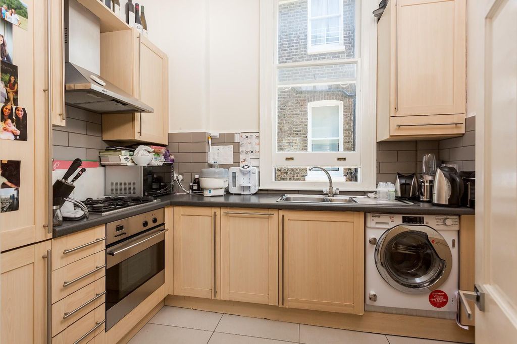 Property photo 3 of 7