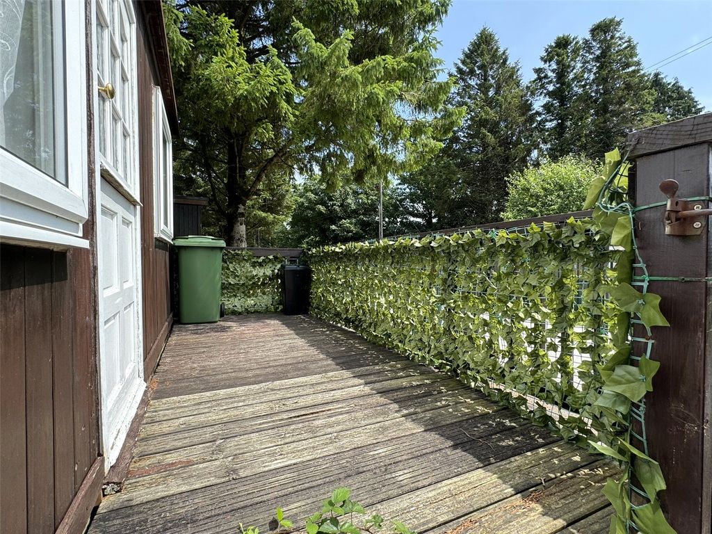 Property photo 2 of 12 Picture No. 02