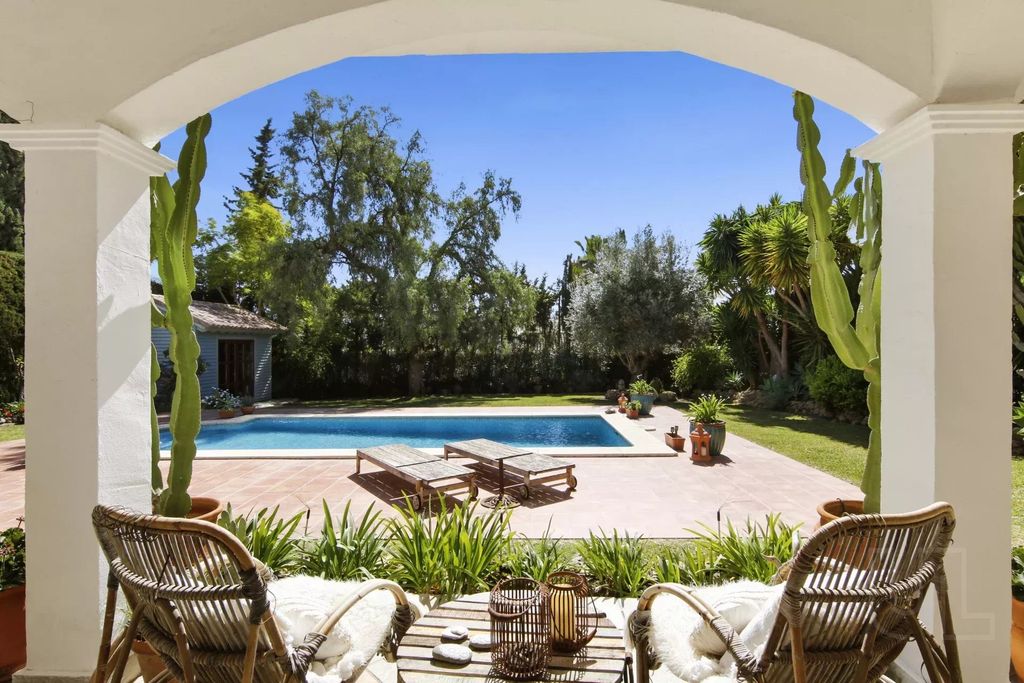 Property photo 2 of 30