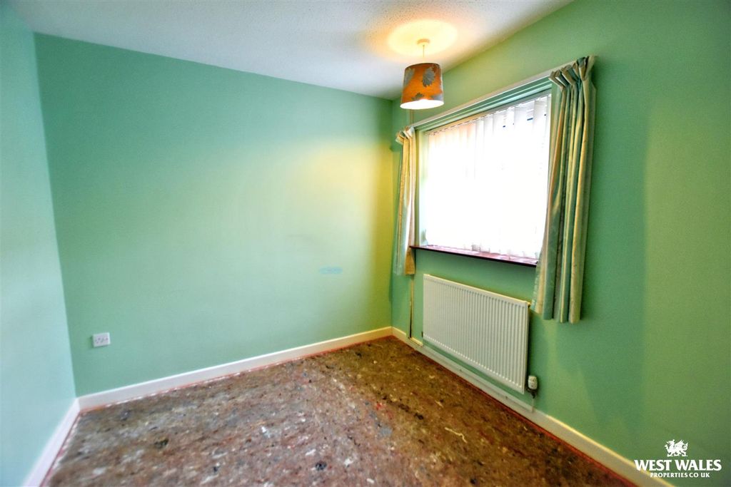 Additional image 11 of 3 bed detached bungalow for saleVicarage Fields, Pembroke SA71