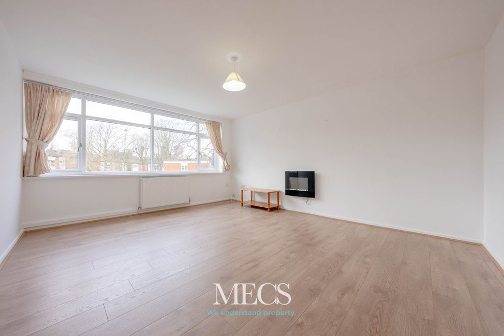 Property photo 3 of 10 3235093