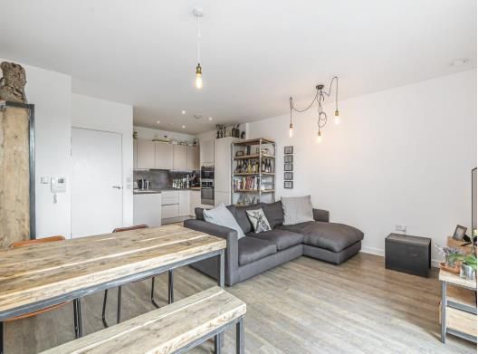 Property photo 3 of 13 2.Png