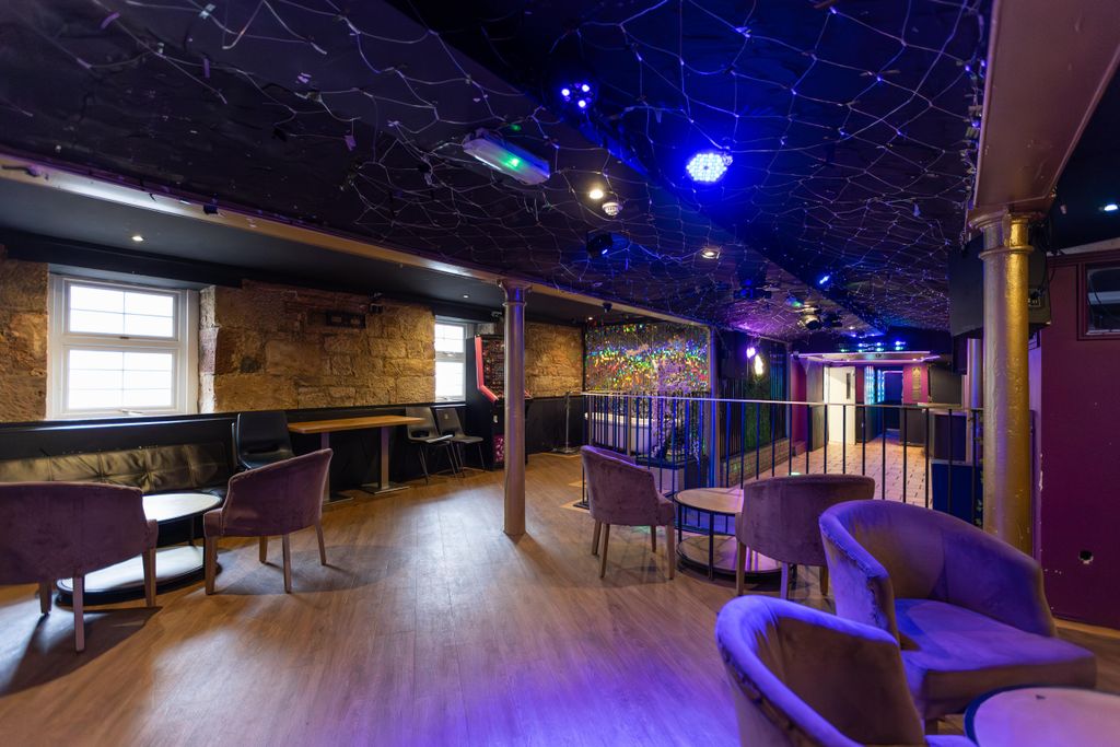 Property photo 2 of 16