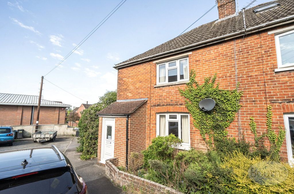 Additional image 13 of 3 bed semi-detached house for salePenns Road, Petersfield, Hampshire GU32