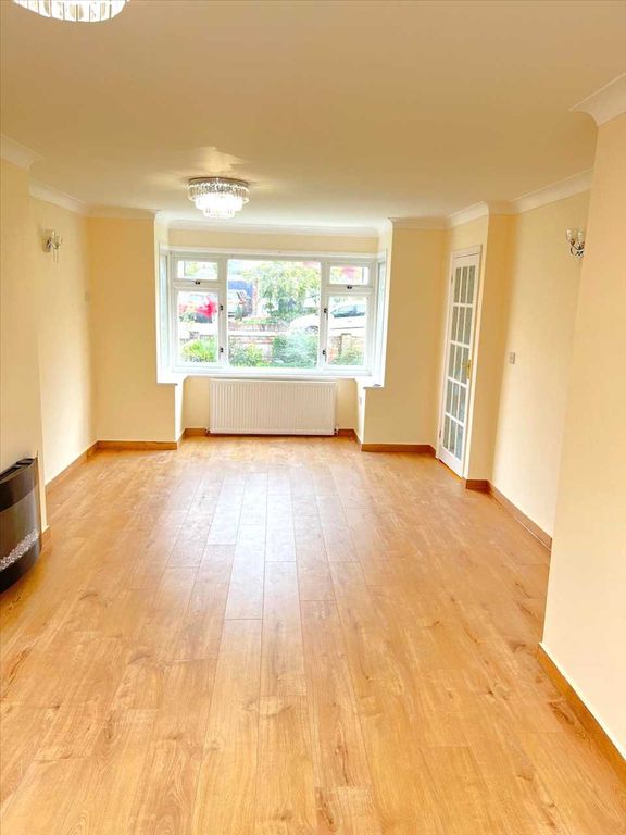 Property photo 3 of 23