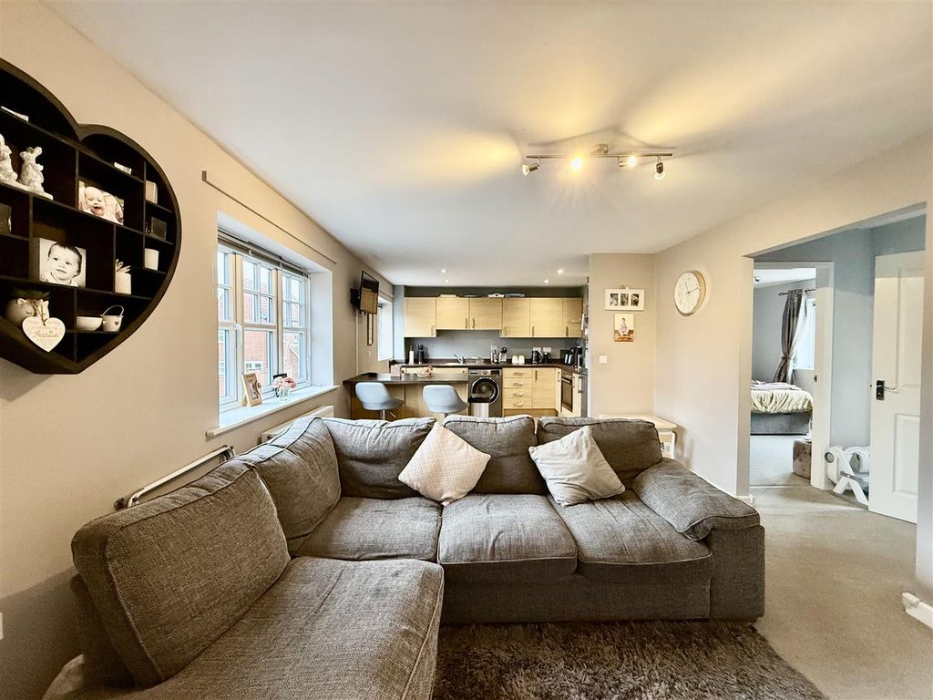 Property photo 2 of 15 2