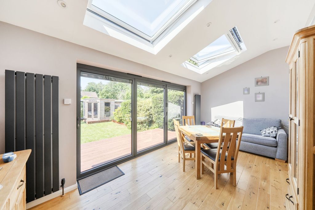 Additional image 4 of 4 bed semi-detached house for saleHoward Close, Watford WD24