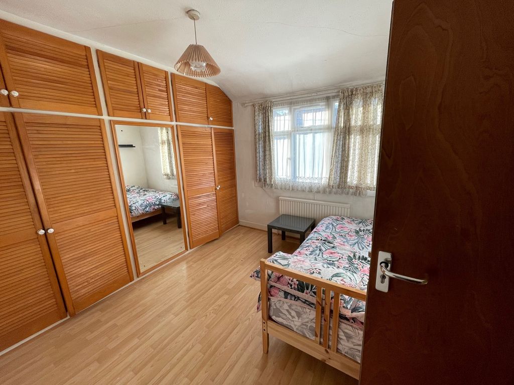 Additional image 8 of 3 bed terraced house for saleShell Road, London SE13