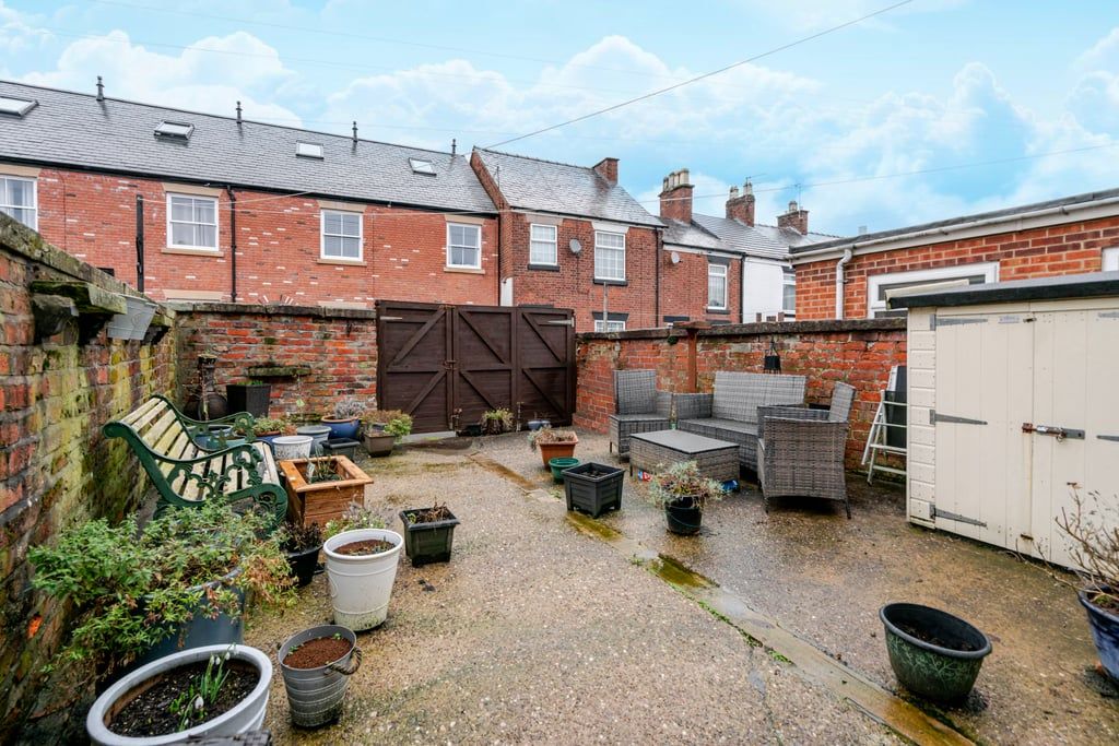 Property photo 3 of 26