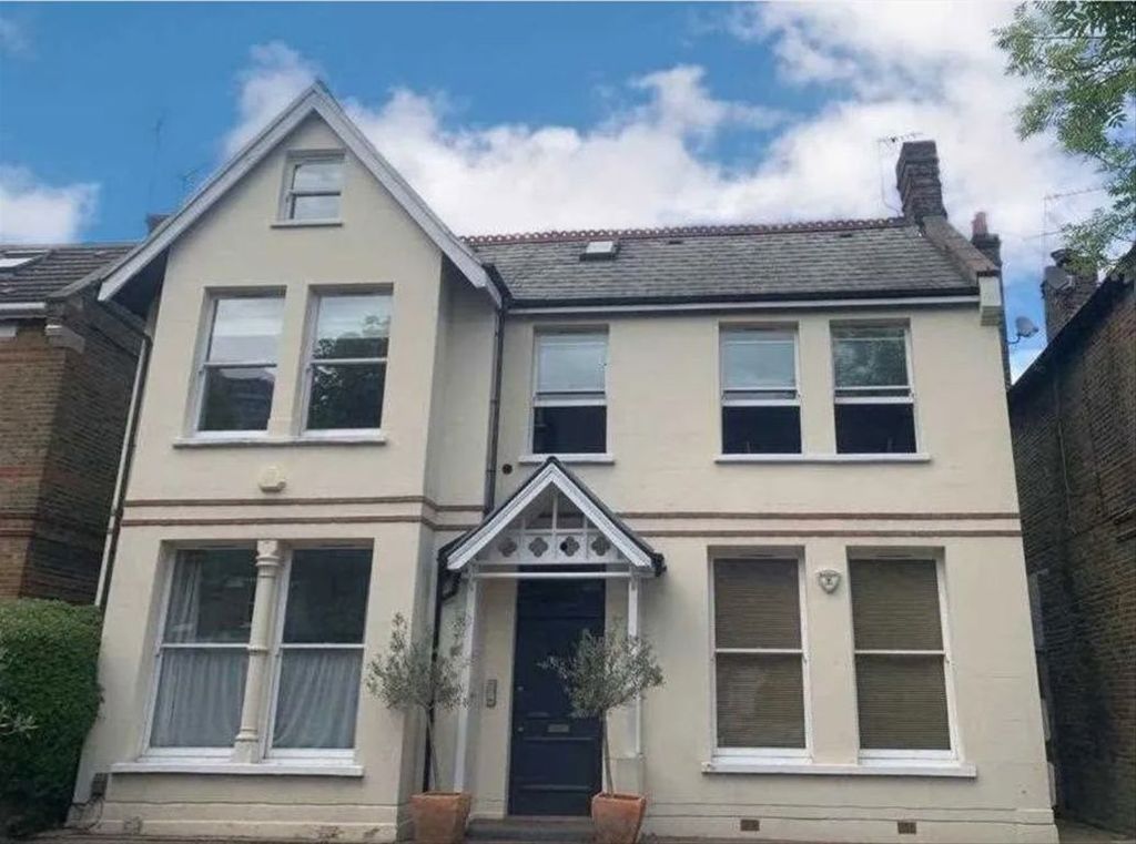 Property photo 1 of 7