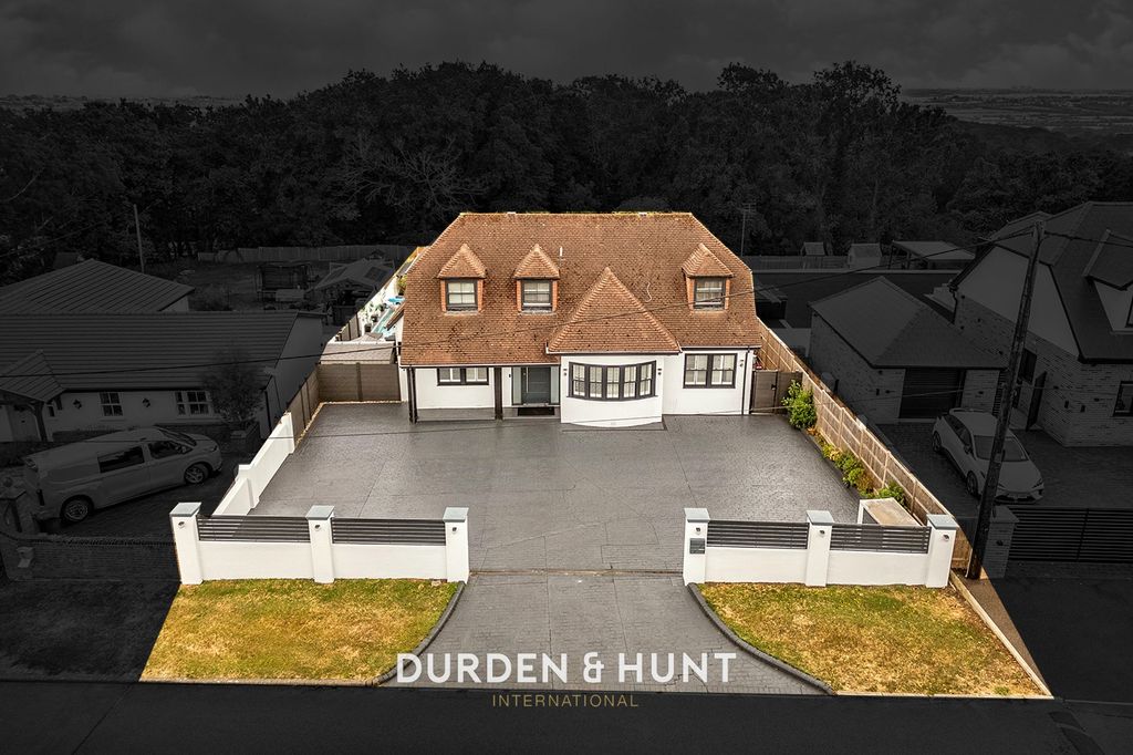 Property photo 1 of 45
