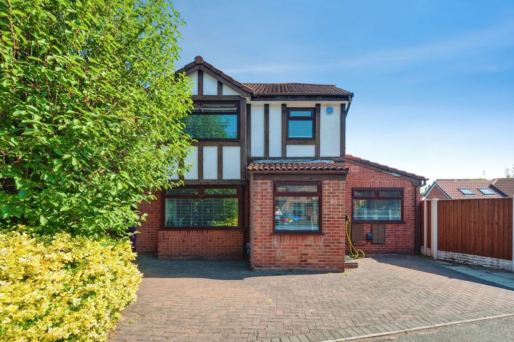 Property photo 2 of 28 Pbox-Img.Jpg