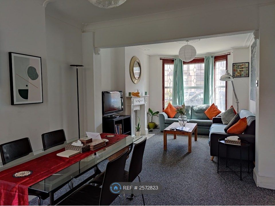 Property photo 1 of 8 Sitting Room &amp; Dinner