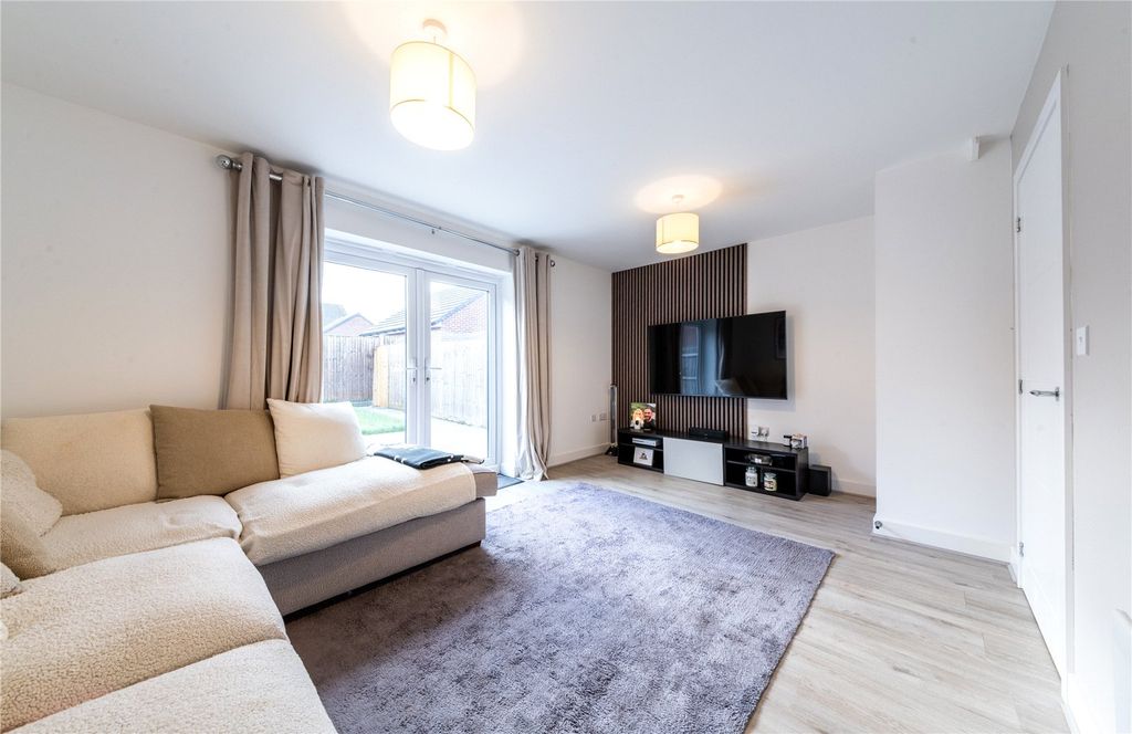 Property photo 2 of 14 Picture No. 09