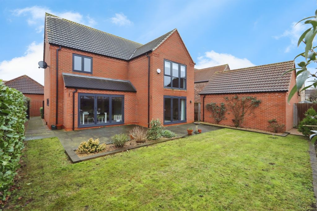 Property photo 2 of 18