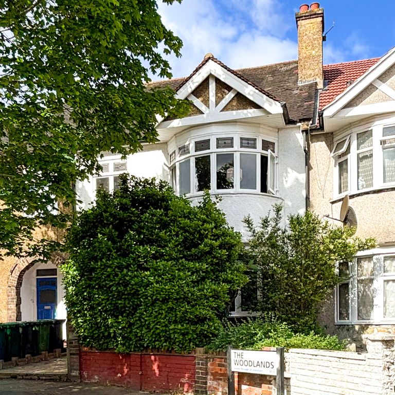 Property photo 2 of 22