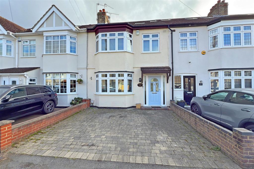 Property photo 1 of 14 External