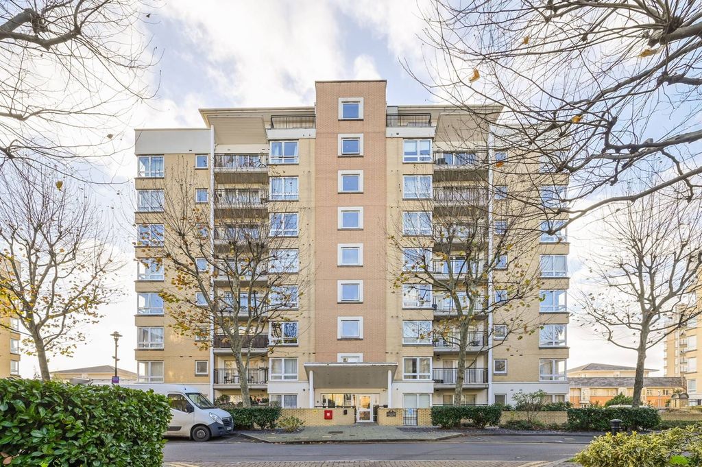 Property photo 2 of 15