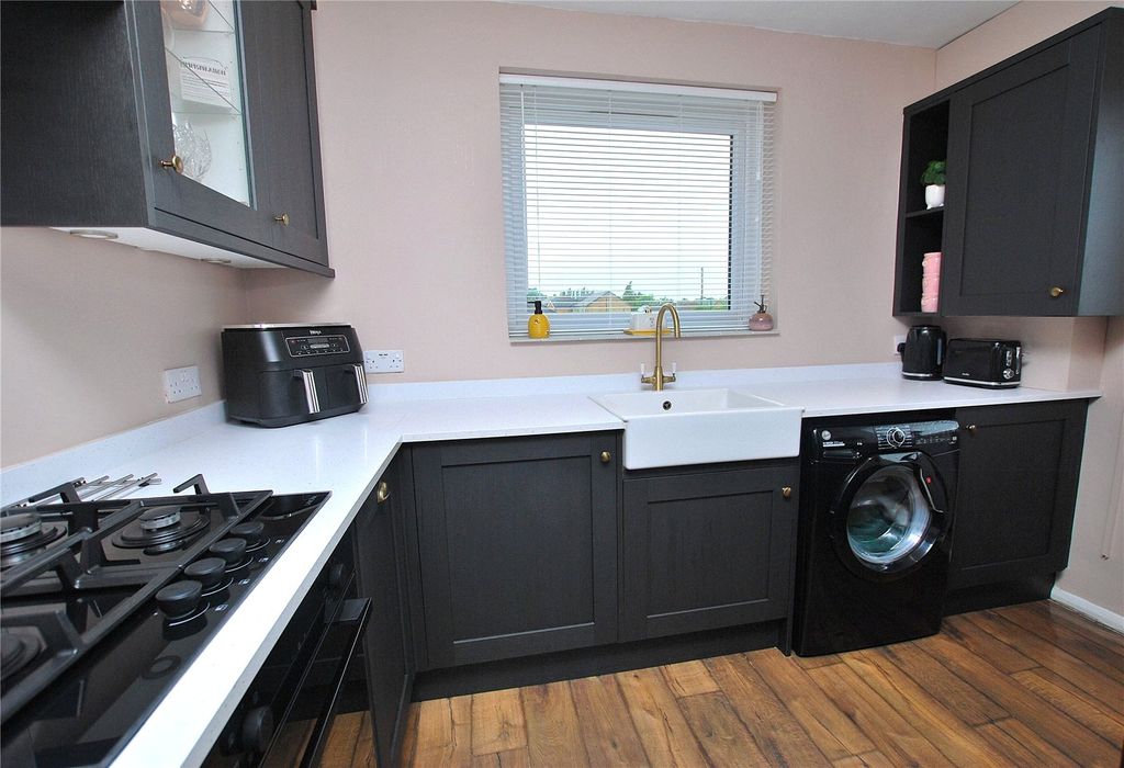 Property photo 3 of 10 Picture No. 09