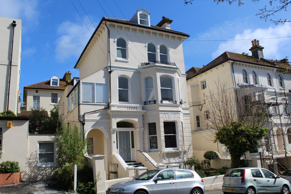 Property photo 1 of 13