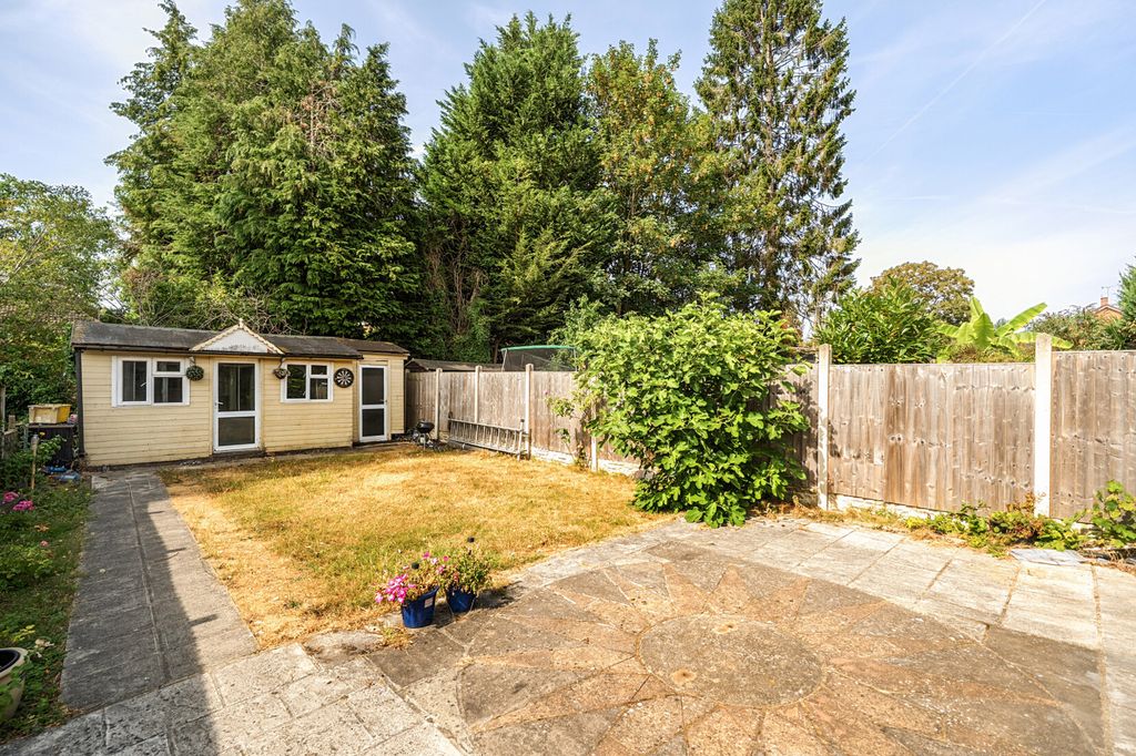 Property photo 2 of 22 Garden
