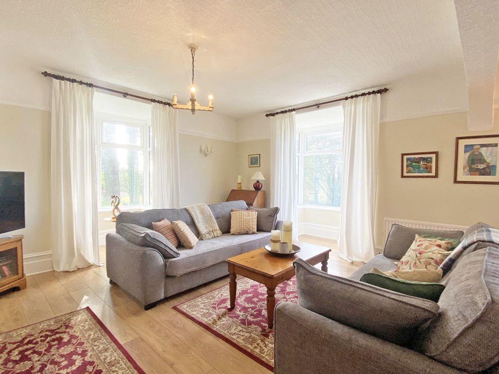 Property photo 3 of 19 Photo 3