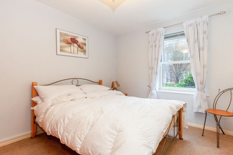 Property photo 2 of 9 242508