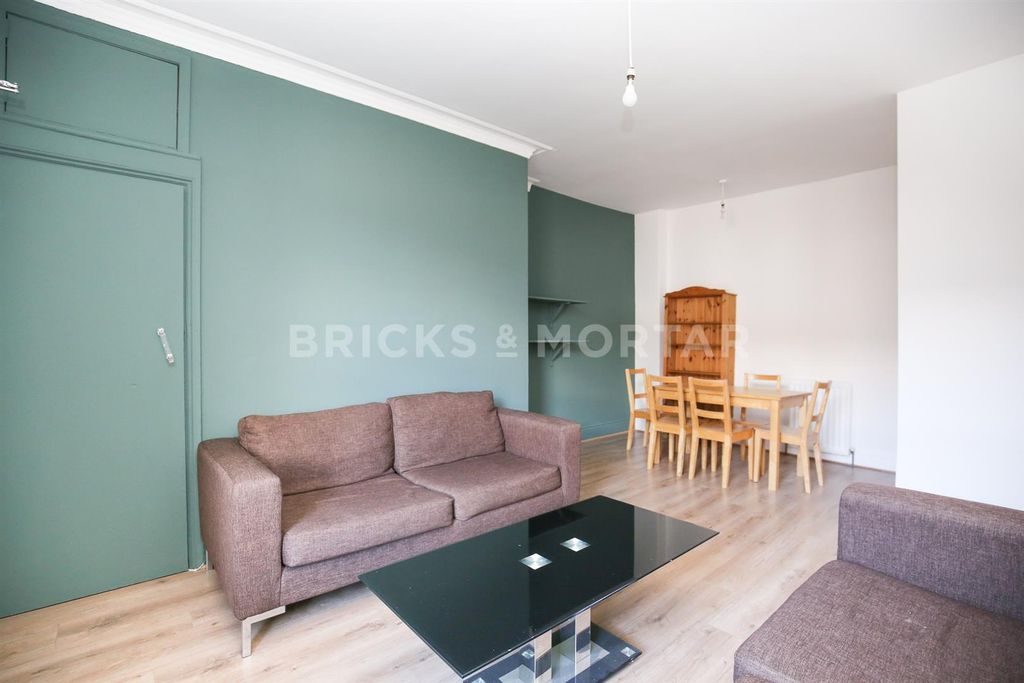 Property photo 2 of 14 7D1Xwbllkuctwxduitllxpiv1CI.Jpg