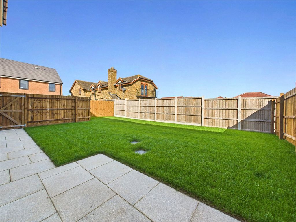 Property photo 2 of 18 Picture No. 07