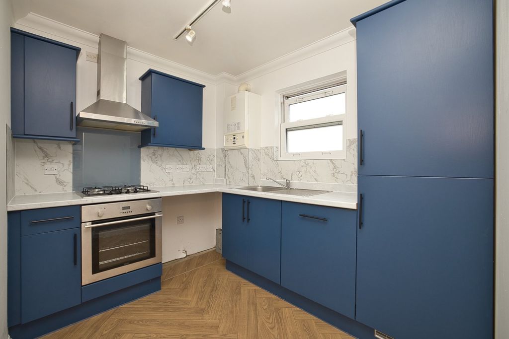 Property photo 2 of 9 Picture 2