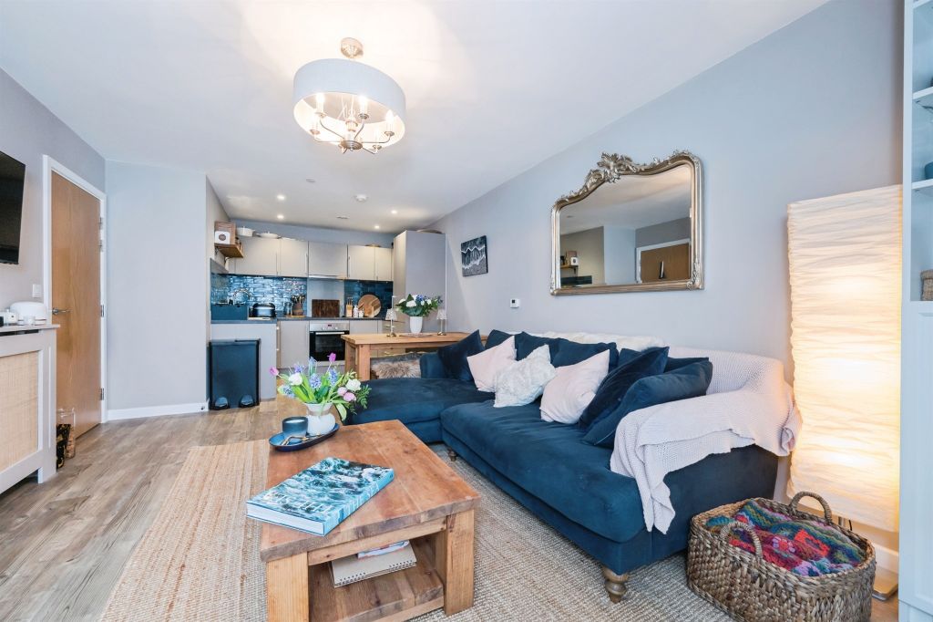 Property photo 3 of 15