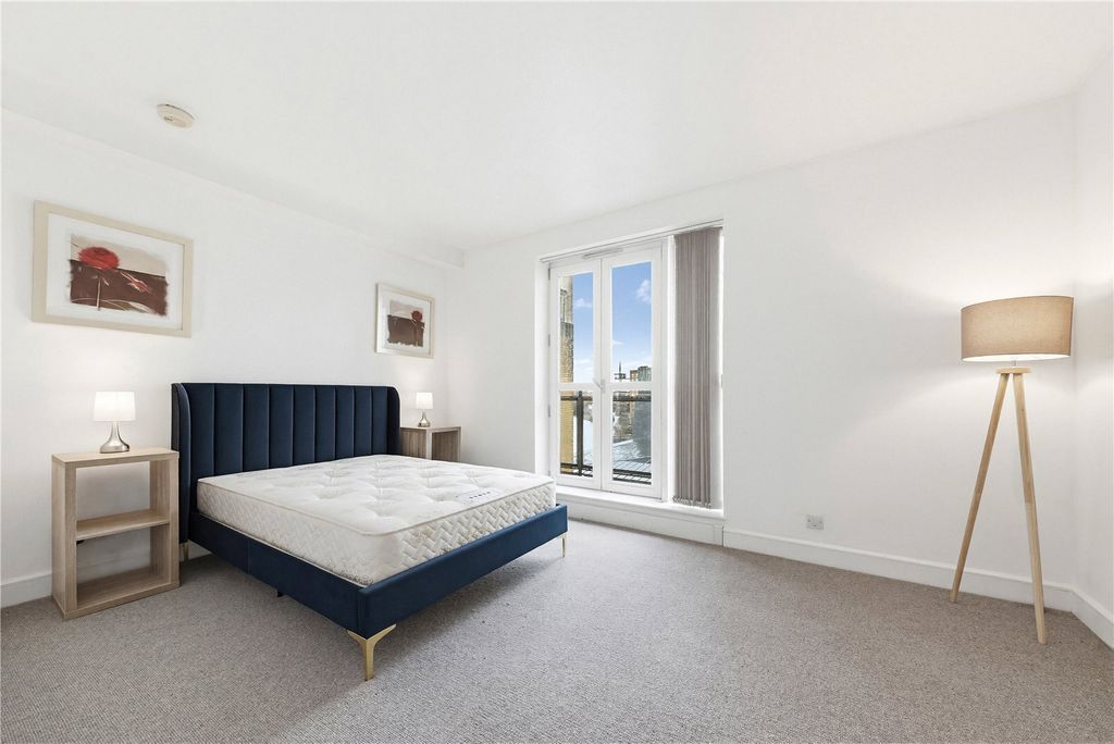 Property photo 2 of 10 Picture No. 15