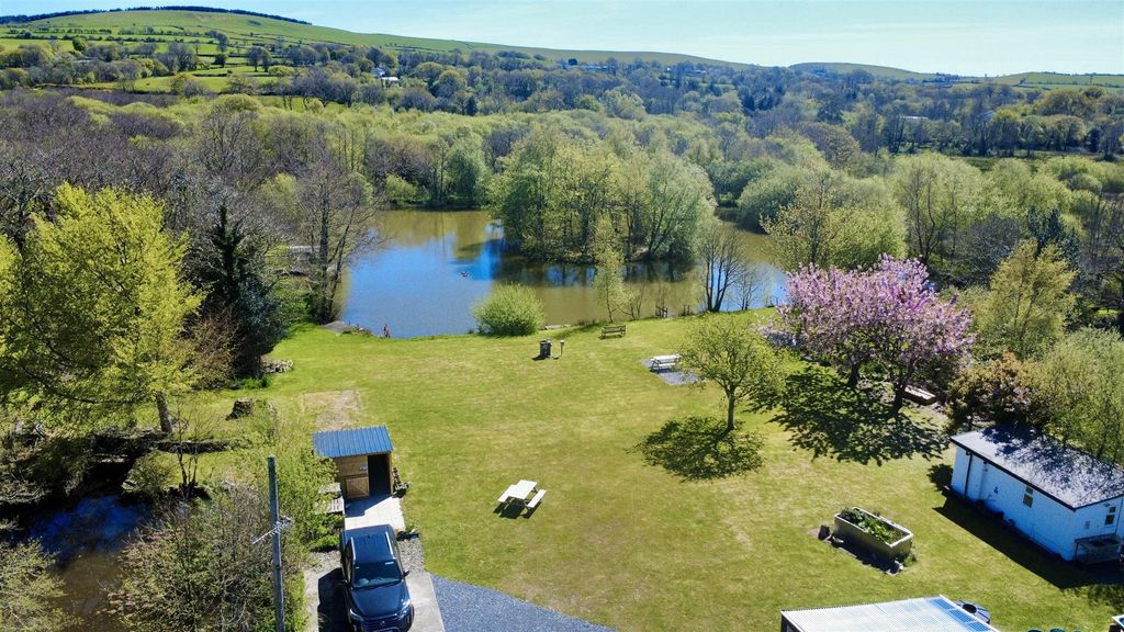 Property photo 3 of 50 Touring Caravan And Camping Site